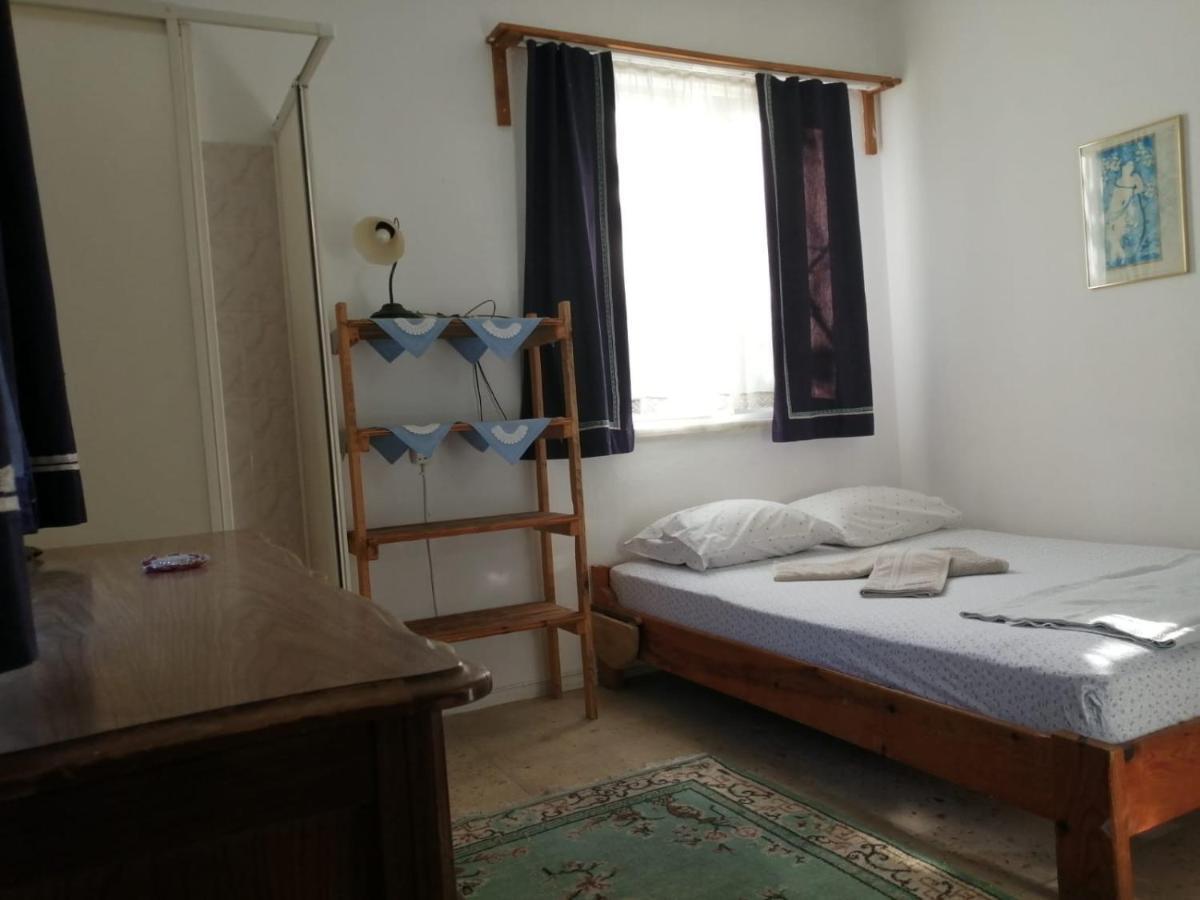 Ecer Pansiyon Kusadası Exteriör bild
