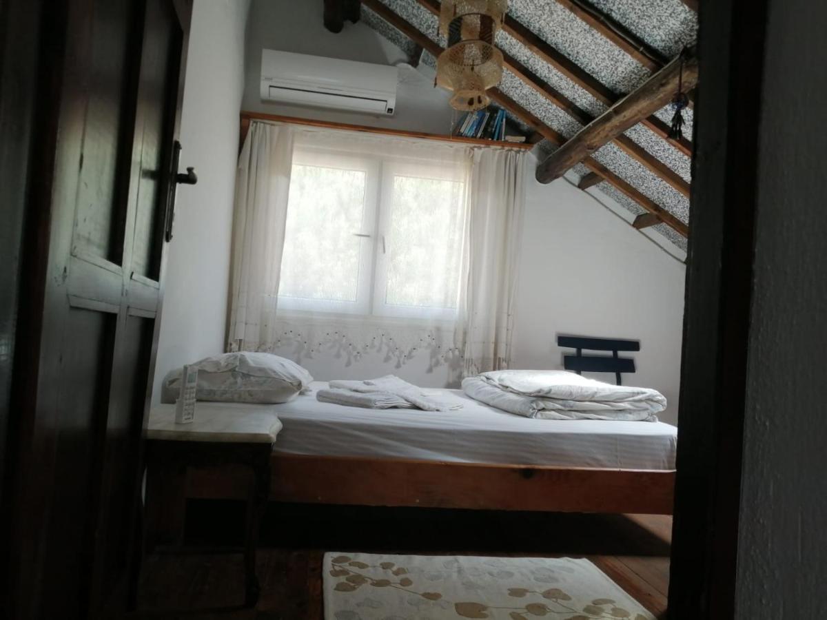 Ecer Pansiyon Kusadası Exteriör bild
