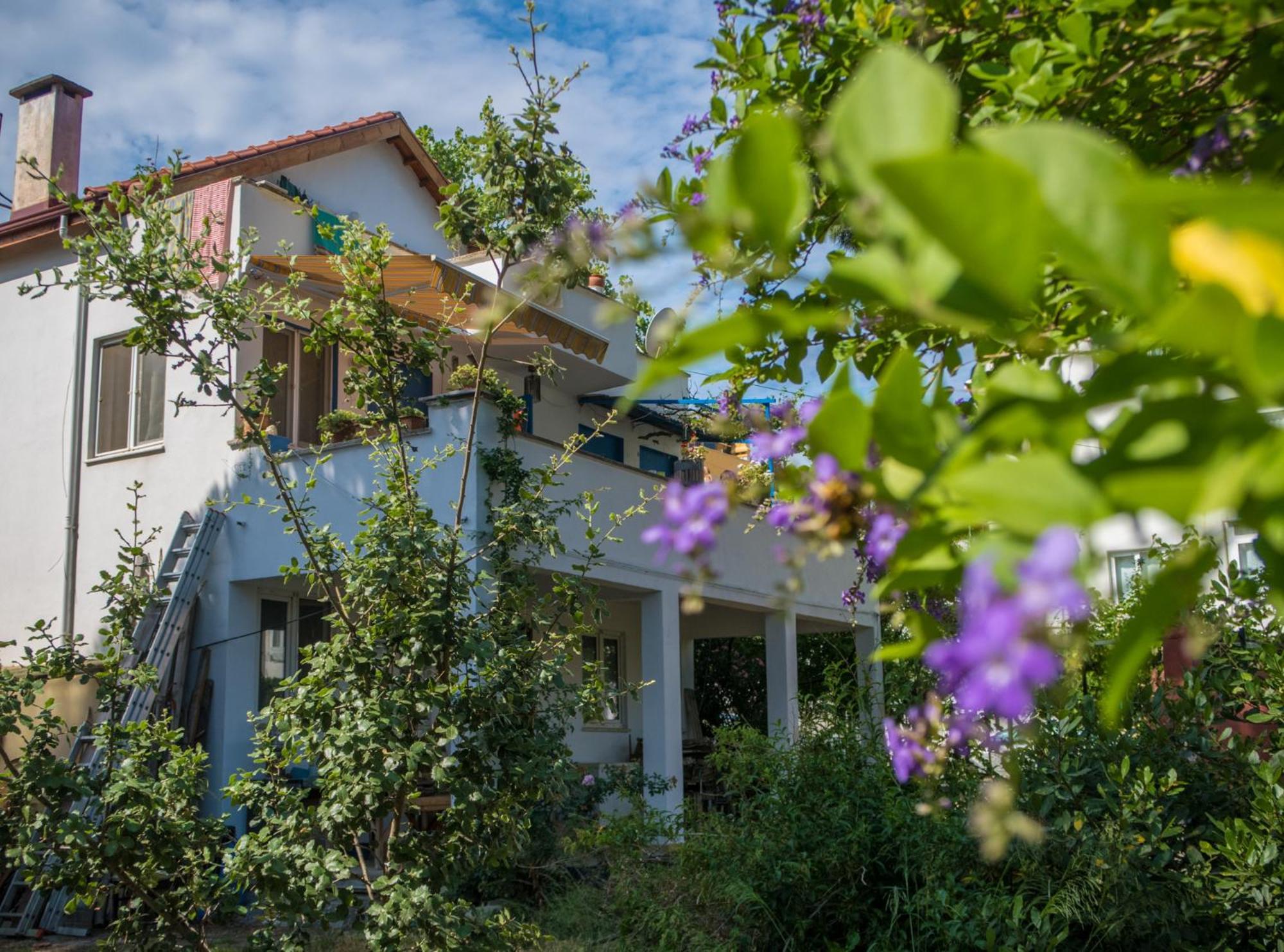 Ecer Pansiyon Kusadası Exteriör bild